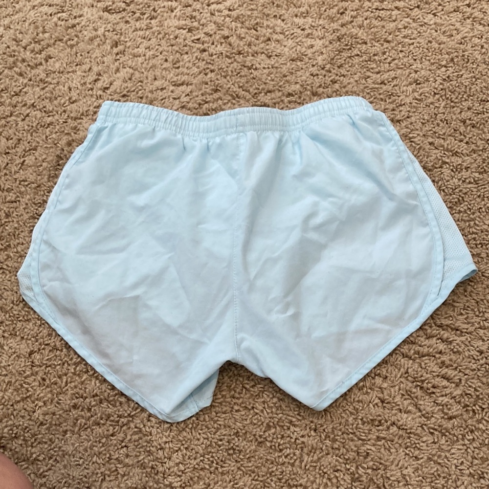womens nike shorts - Picture 3 of 4
